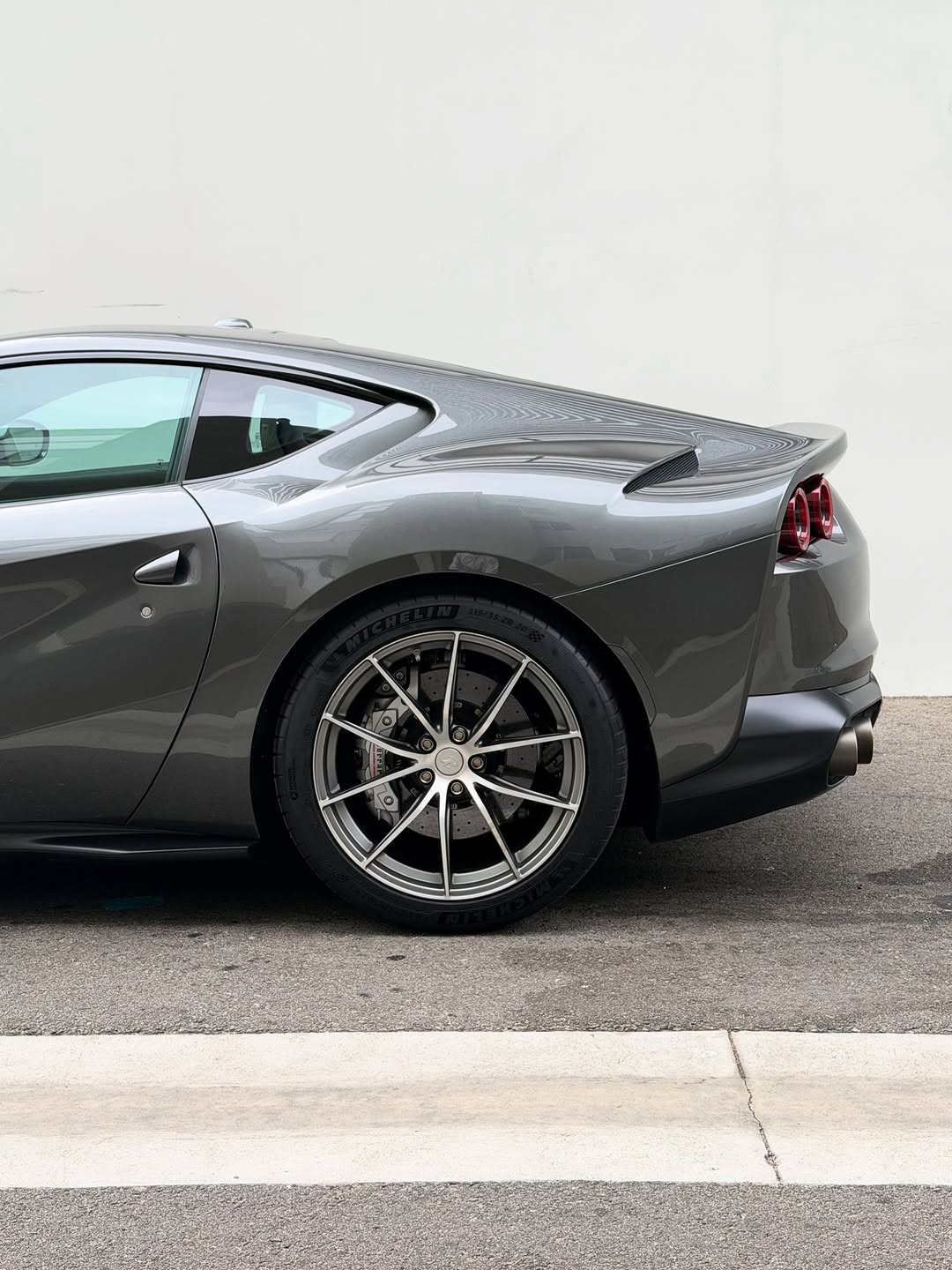 2020 Ferrari 812 Superfast