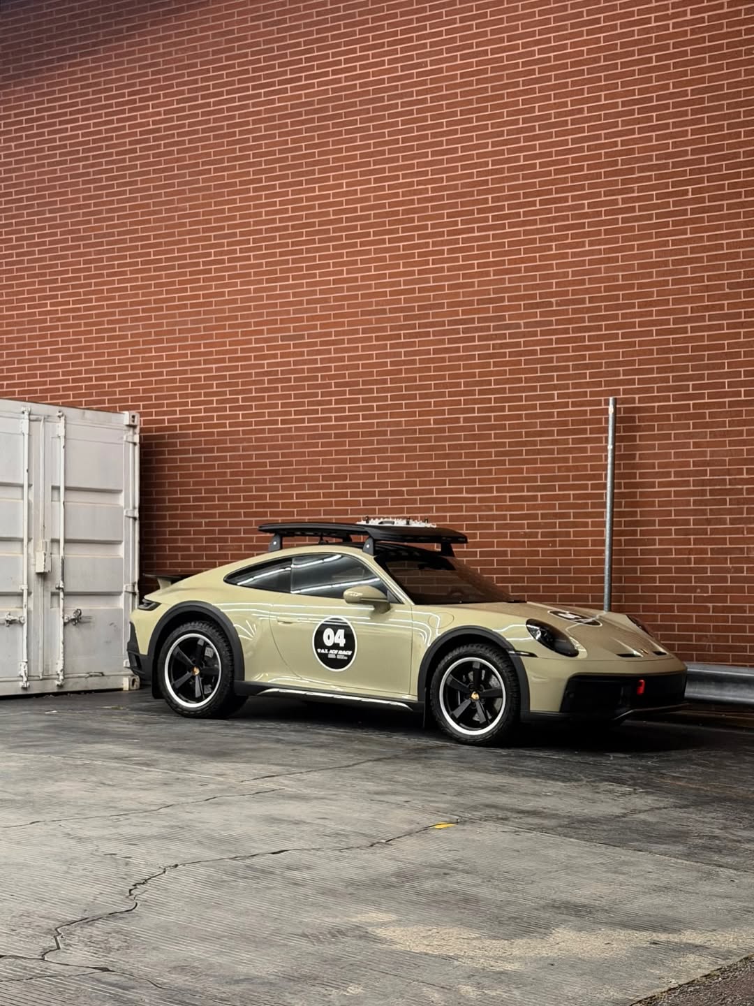 2024 Porsche 911 Dakar